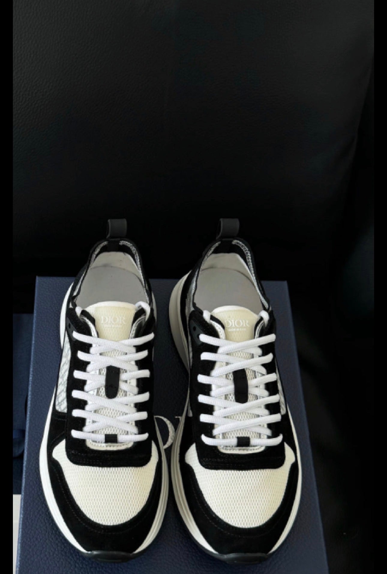 Sneakers B25 10/10 Black an White Cd