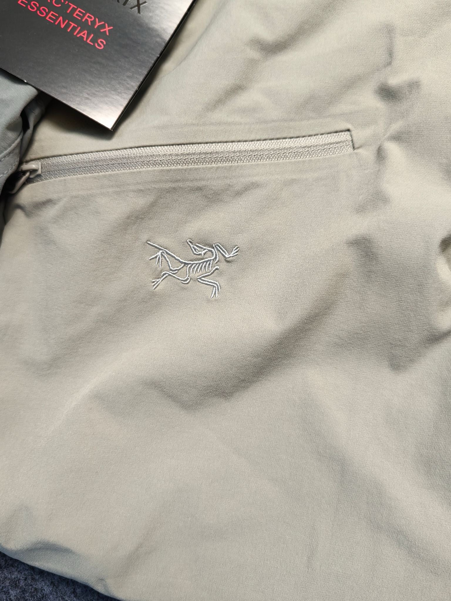 Pantalon Arc Tryx Beige