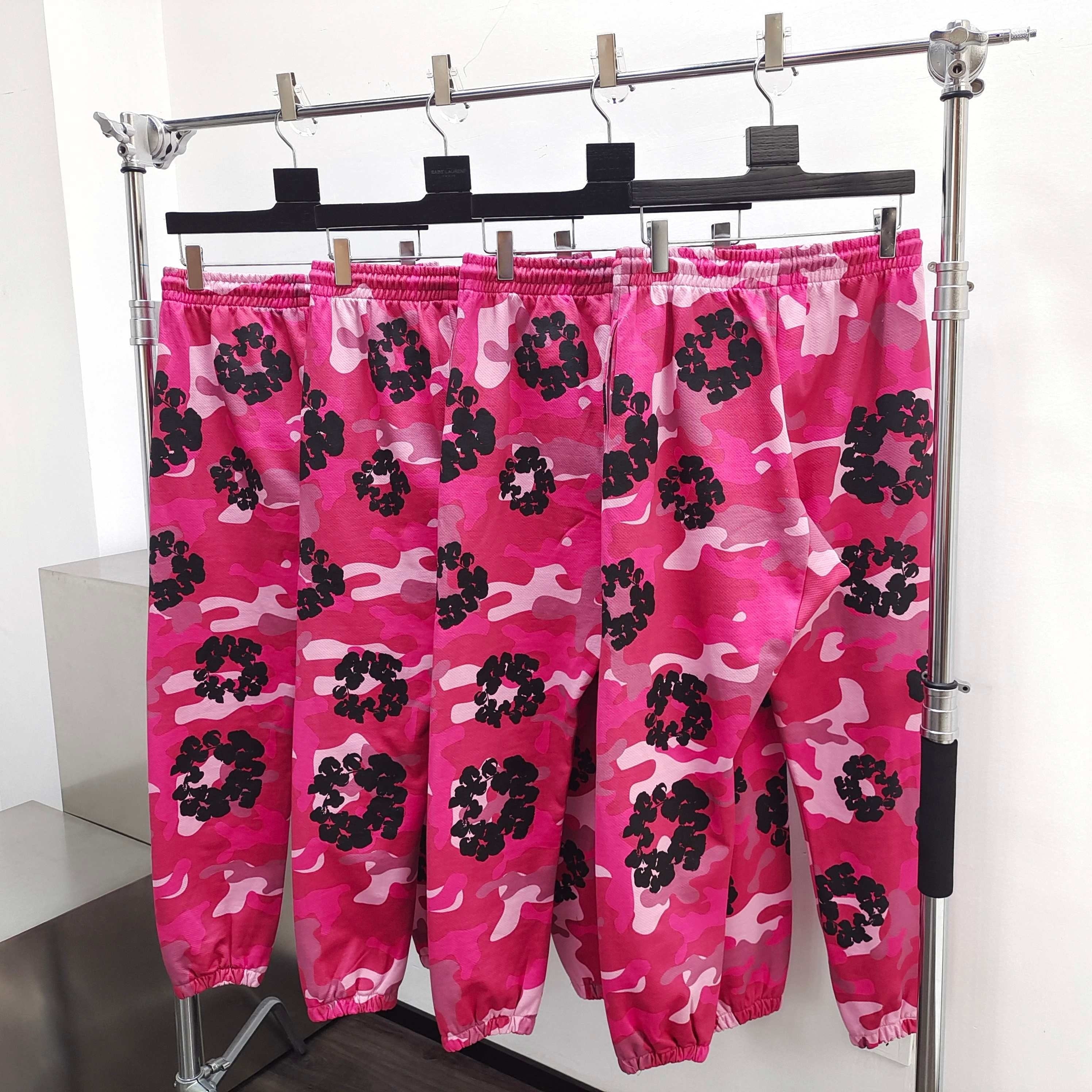 Pantalon Denim.Trs pink Flowers