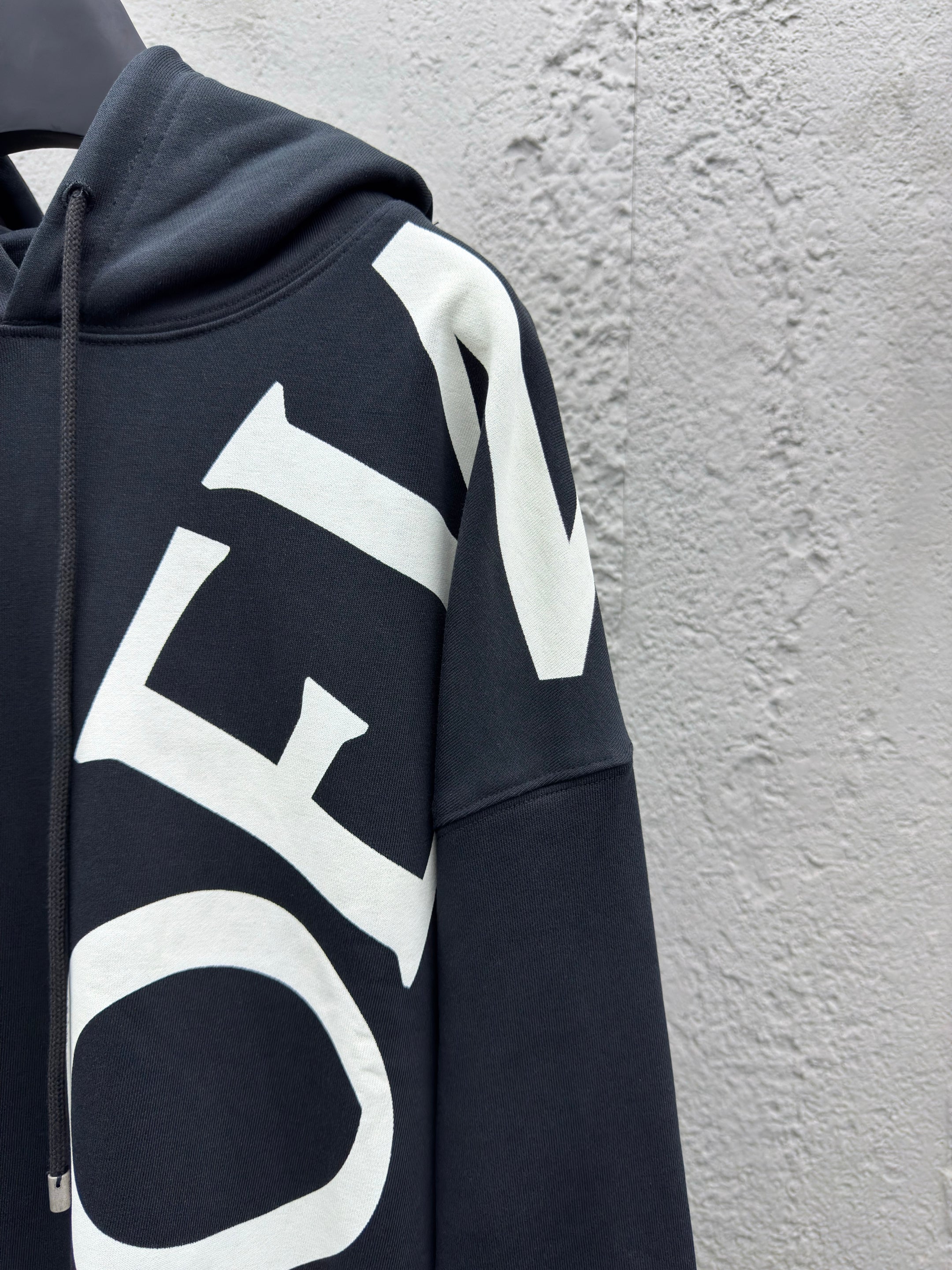 Sweat shirt à capuche décontracté Loew 10/10