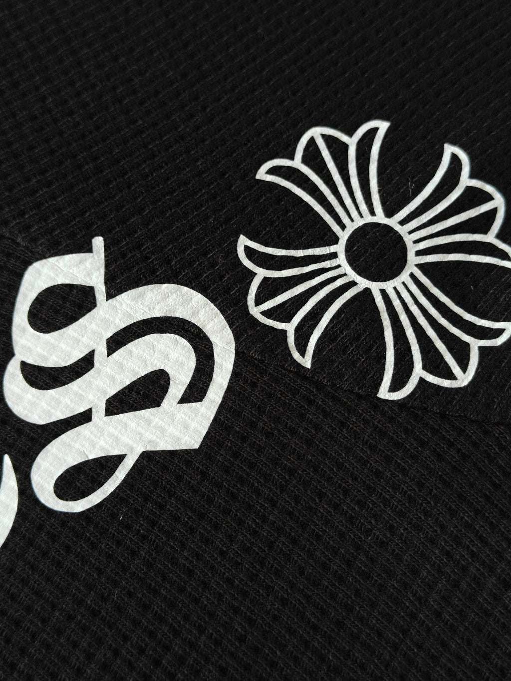 Long sleeves chrome black