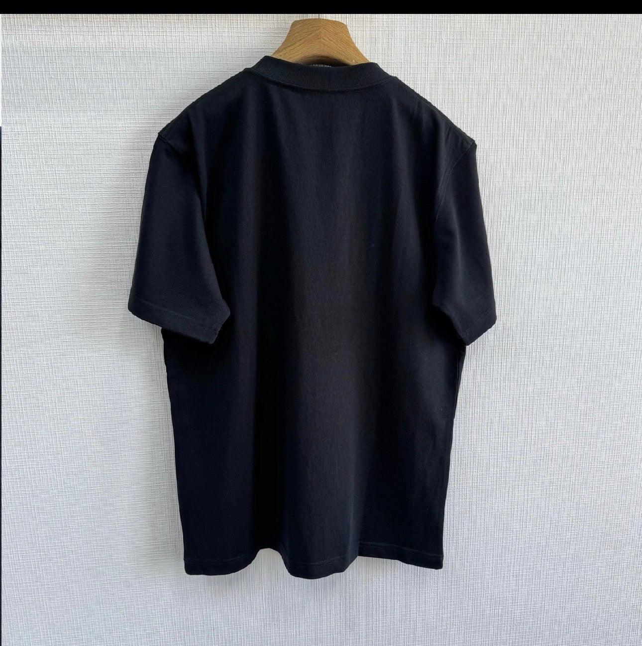 T shirt Cd plaqué noir 10/10