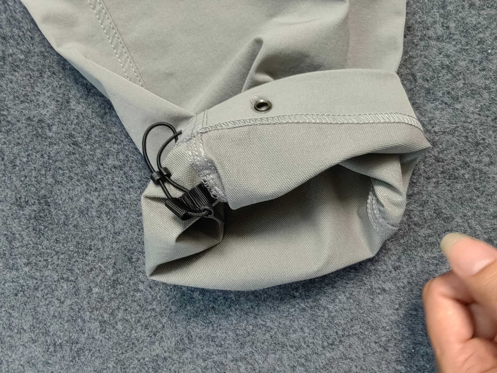 Pantalon Arc Tryx gris