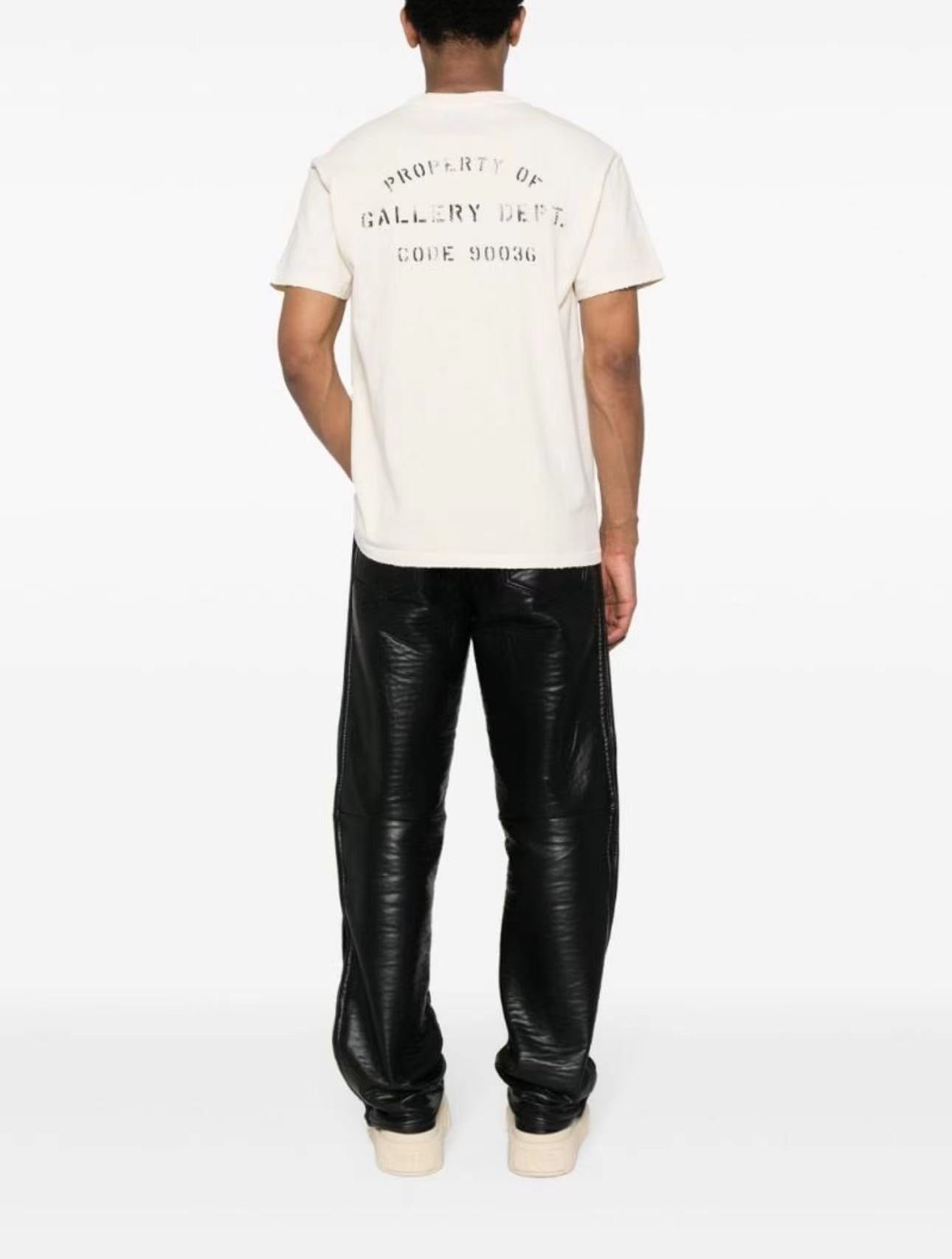 T shirt Gallery blanc cassé avec poche