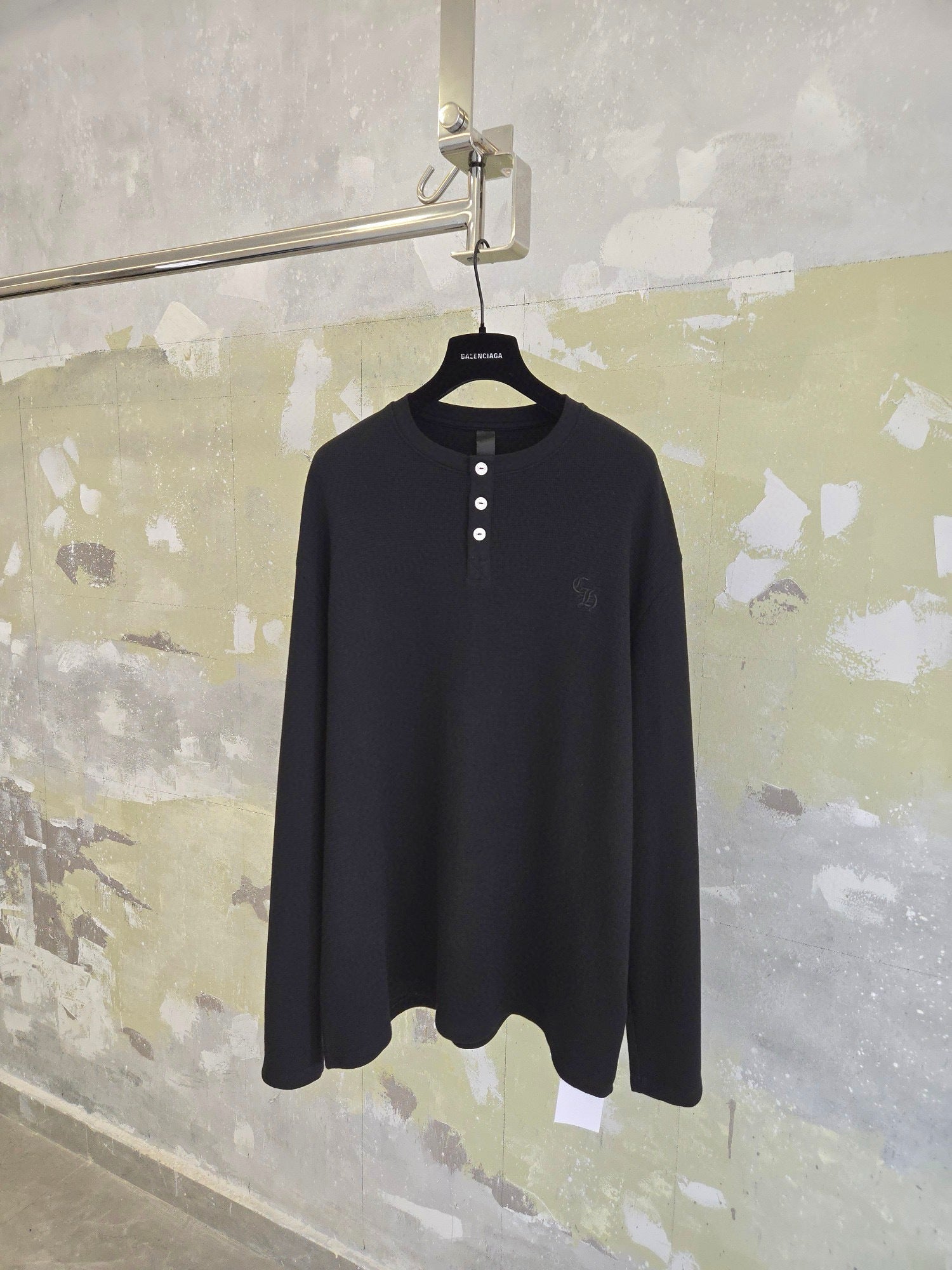 T shirt long sleeves black