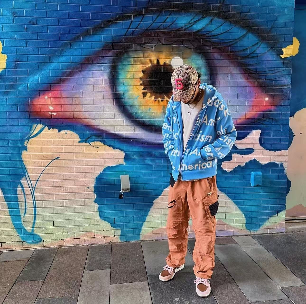 Sweat d Tears Baby blue No racism