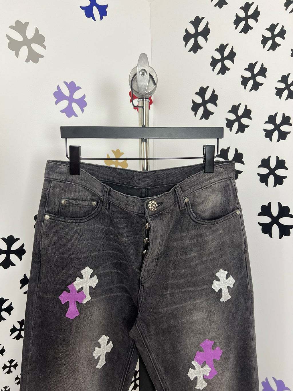 Jean Chrome noir / croix rose