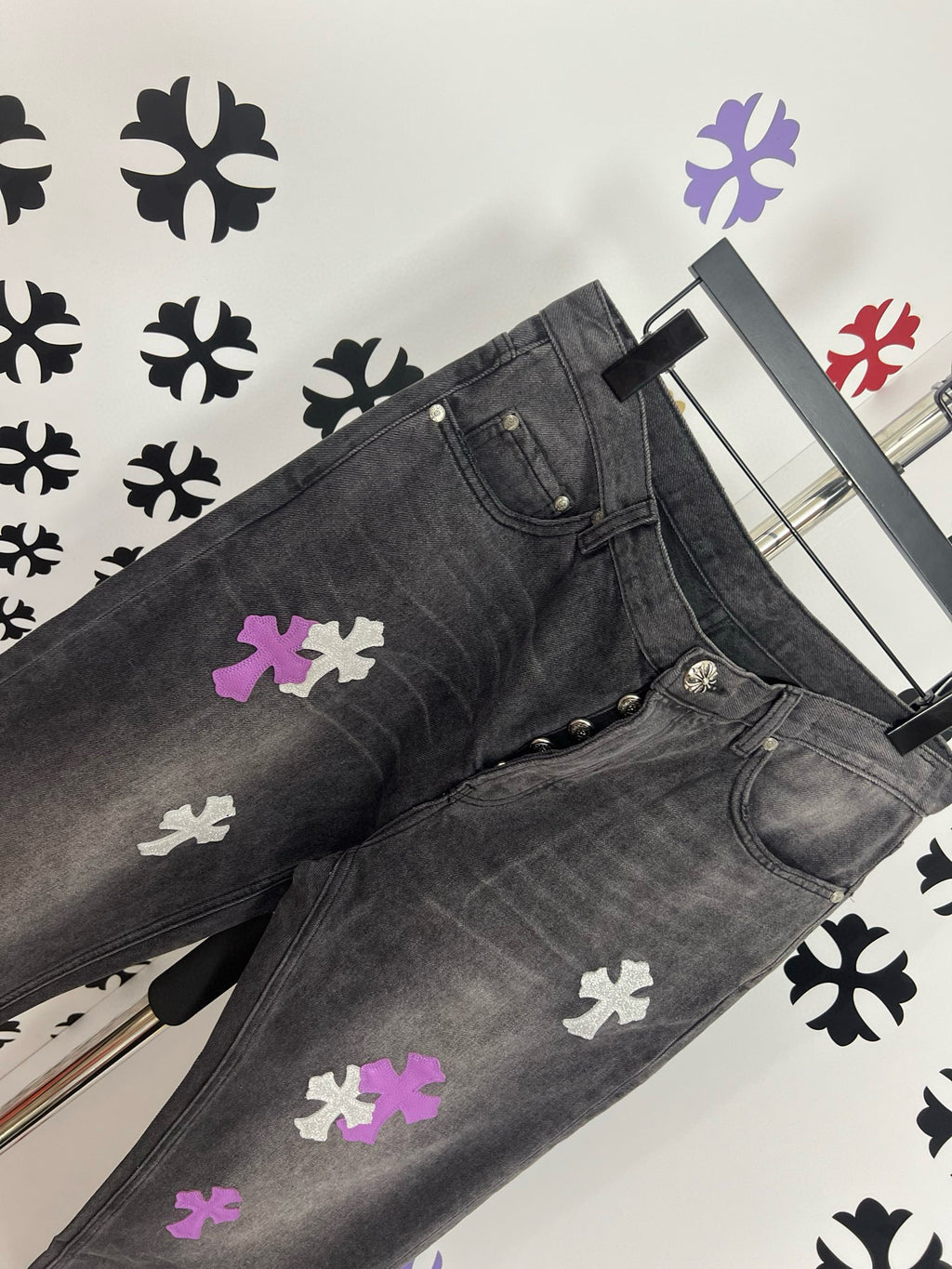 Jean Chrome noir / croix rose