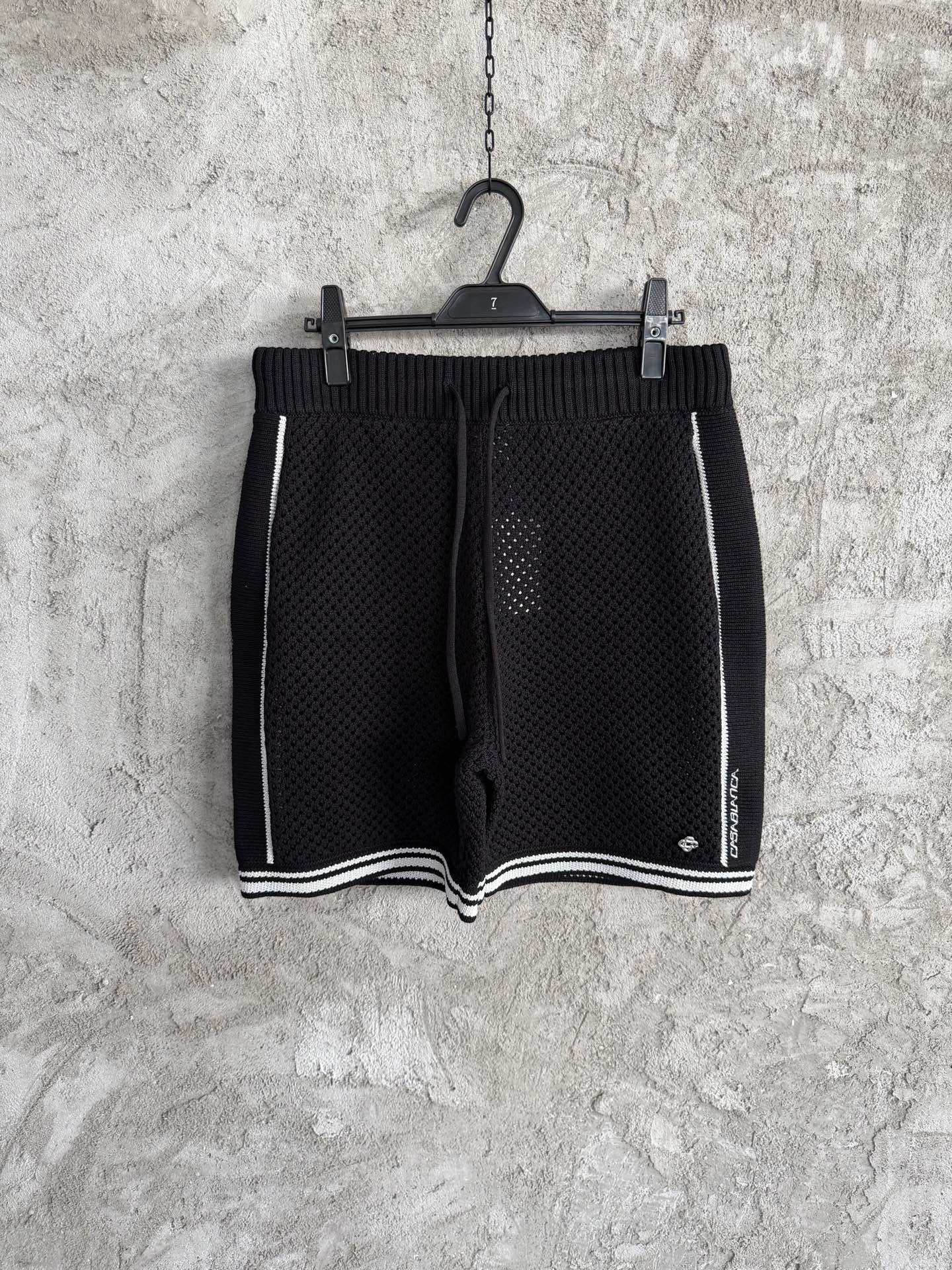 Casa B - short crochet black 2026