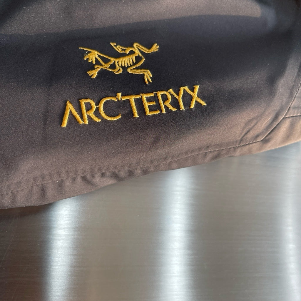 Veste  Arc tryx  Gore tx Noir doré