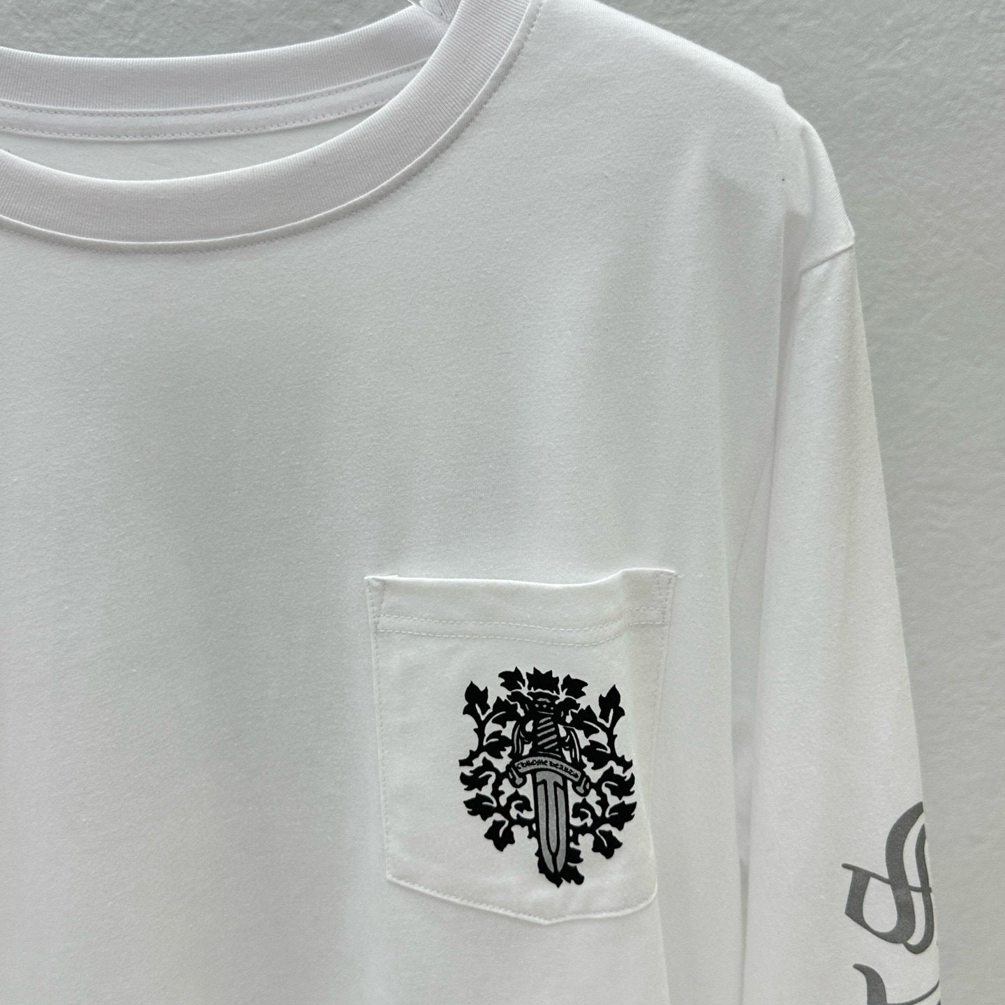 Chrome long sleeve  White Black