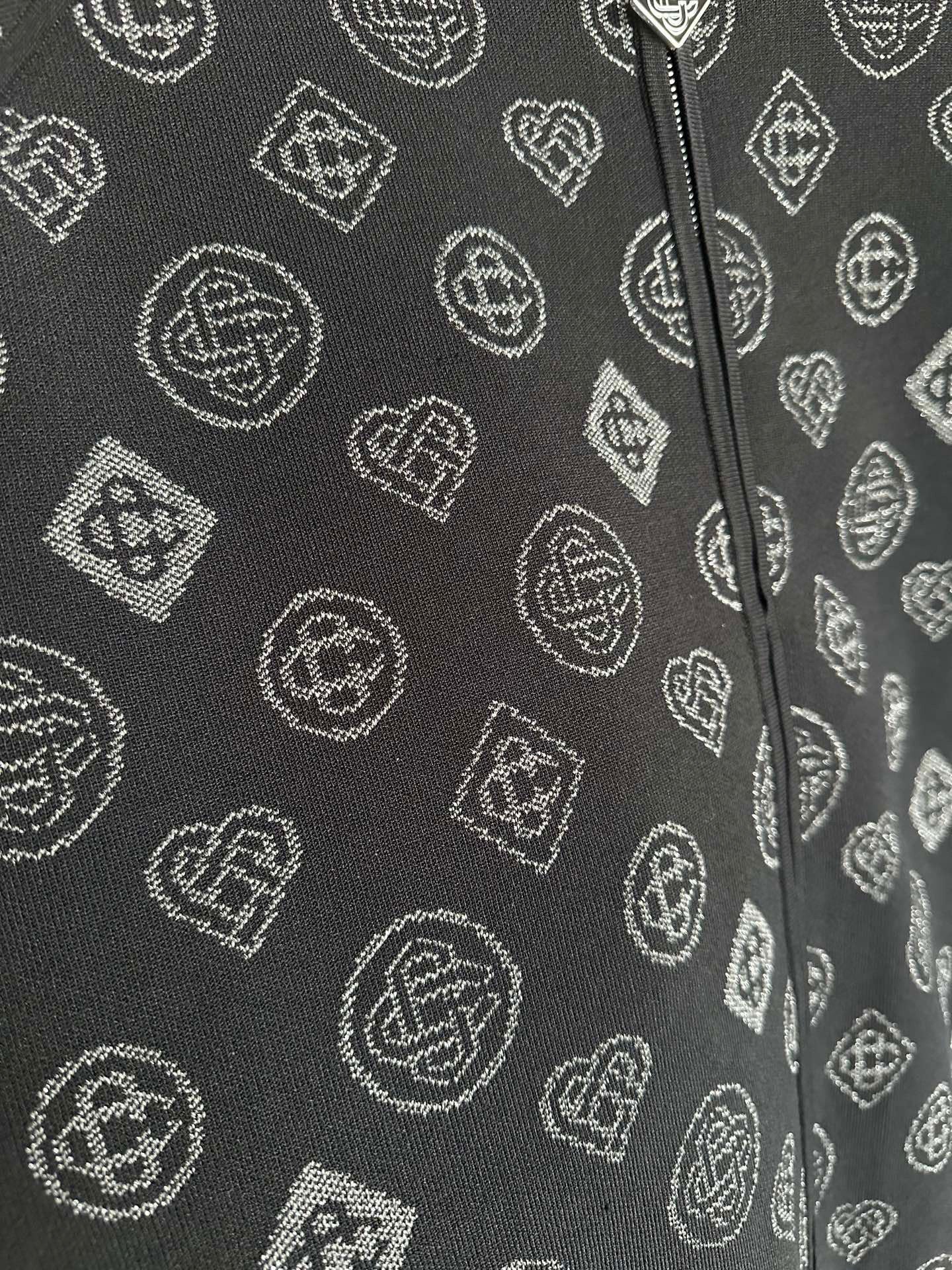 Casa B - Veste + pants En Monogram