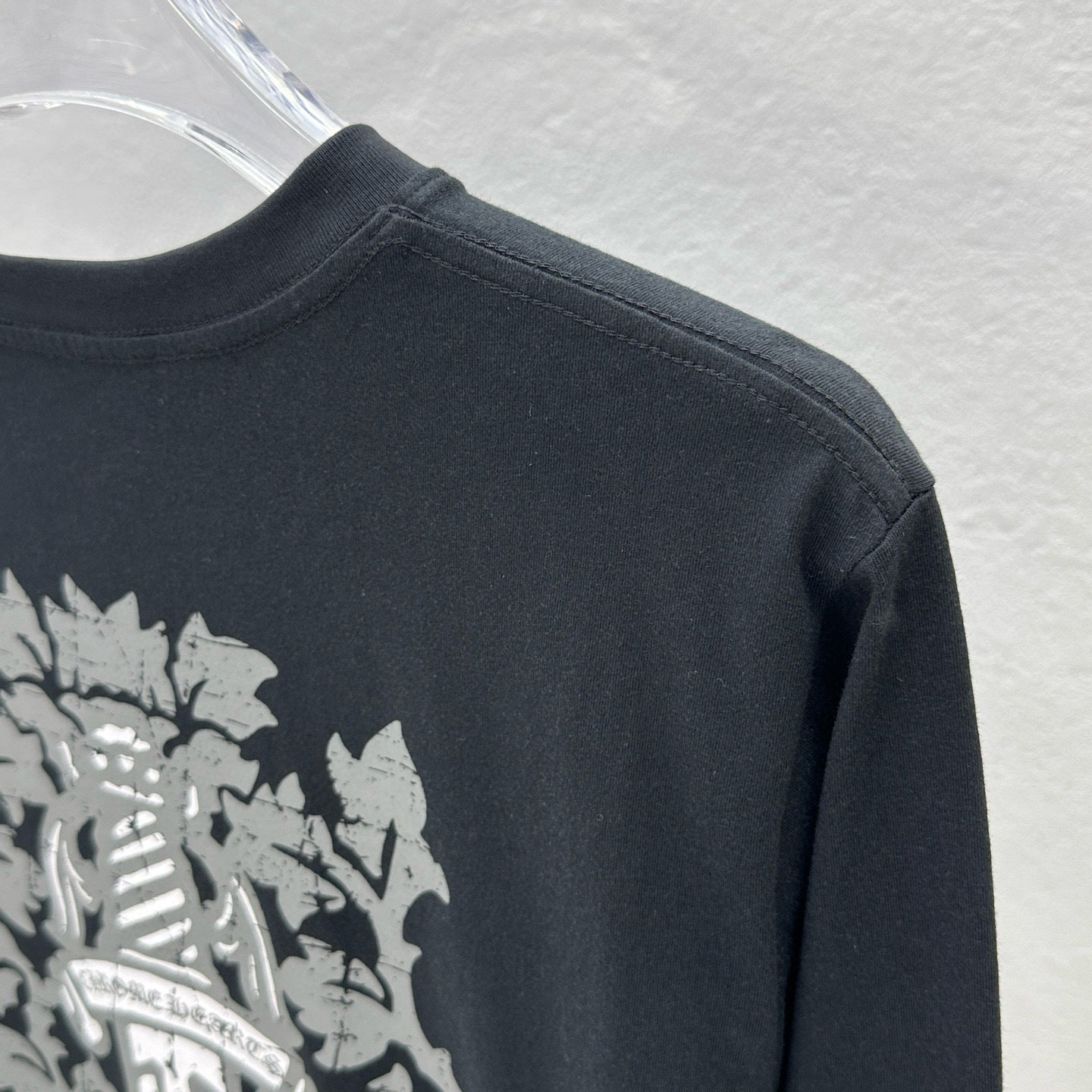 Chrome long sleeve black White