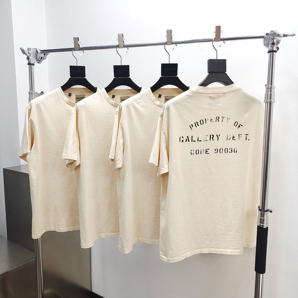 T shirt Gallery blanc cassé avec poche