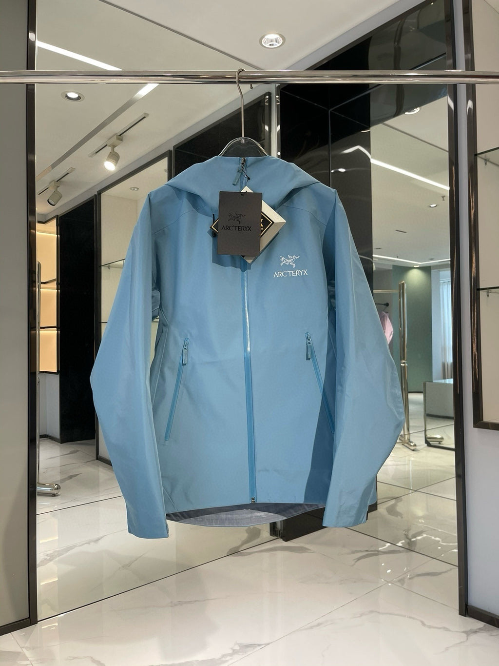 Veste  Arc tryx  Gore tx bleu ciel