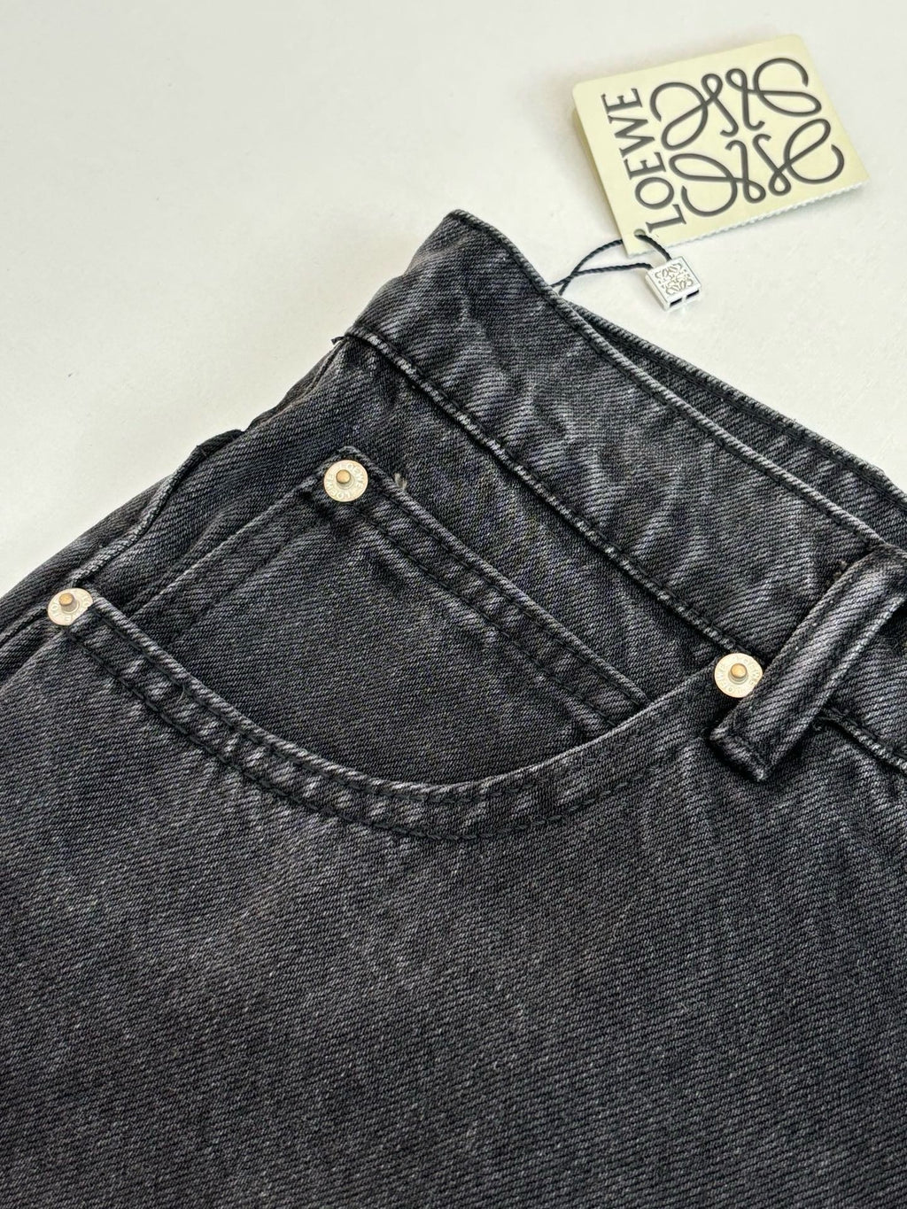 Jean Baggy anagramme black Loew