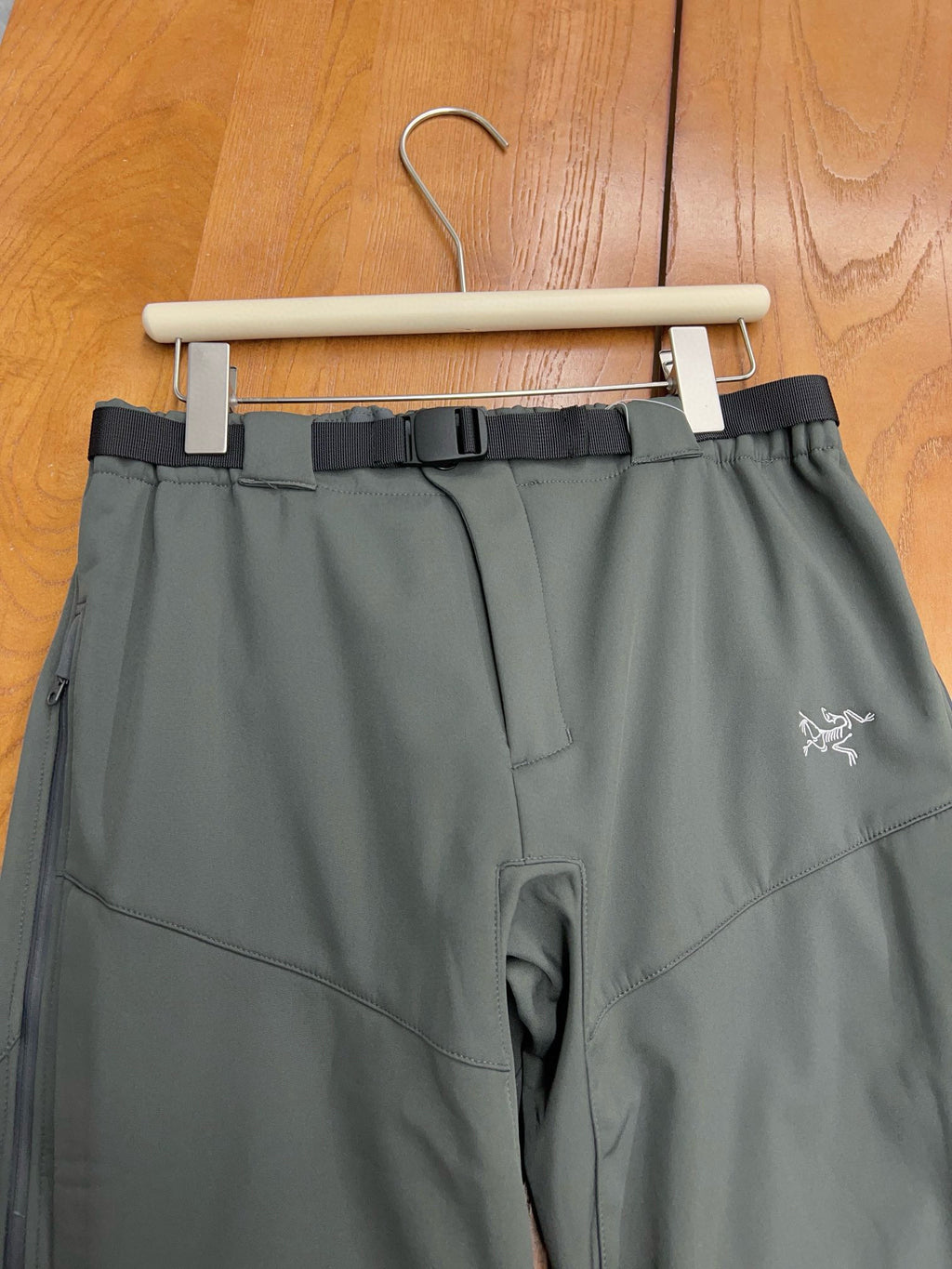 Pantalon Arc Tryx Gris Daytona