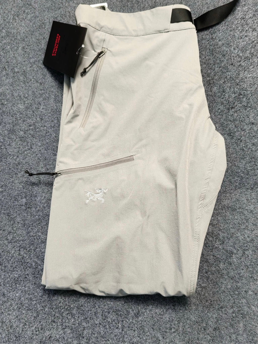 Pantalon Arc Tryx Beige