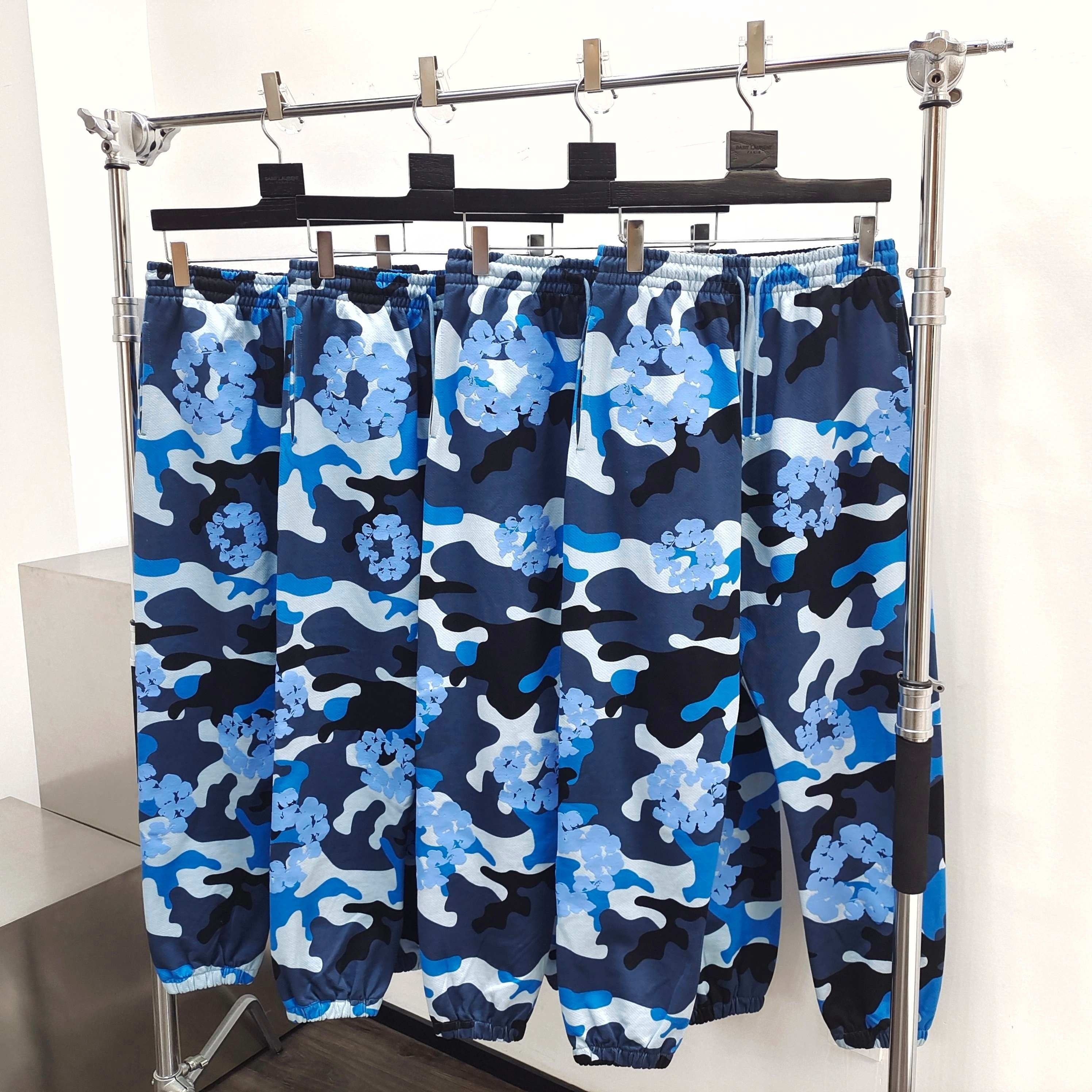 Pantalon Denim.Trs Blue  flowers military