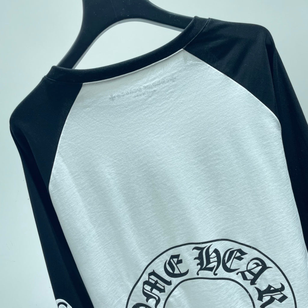 T shirt  Chrome white  black   sleeve