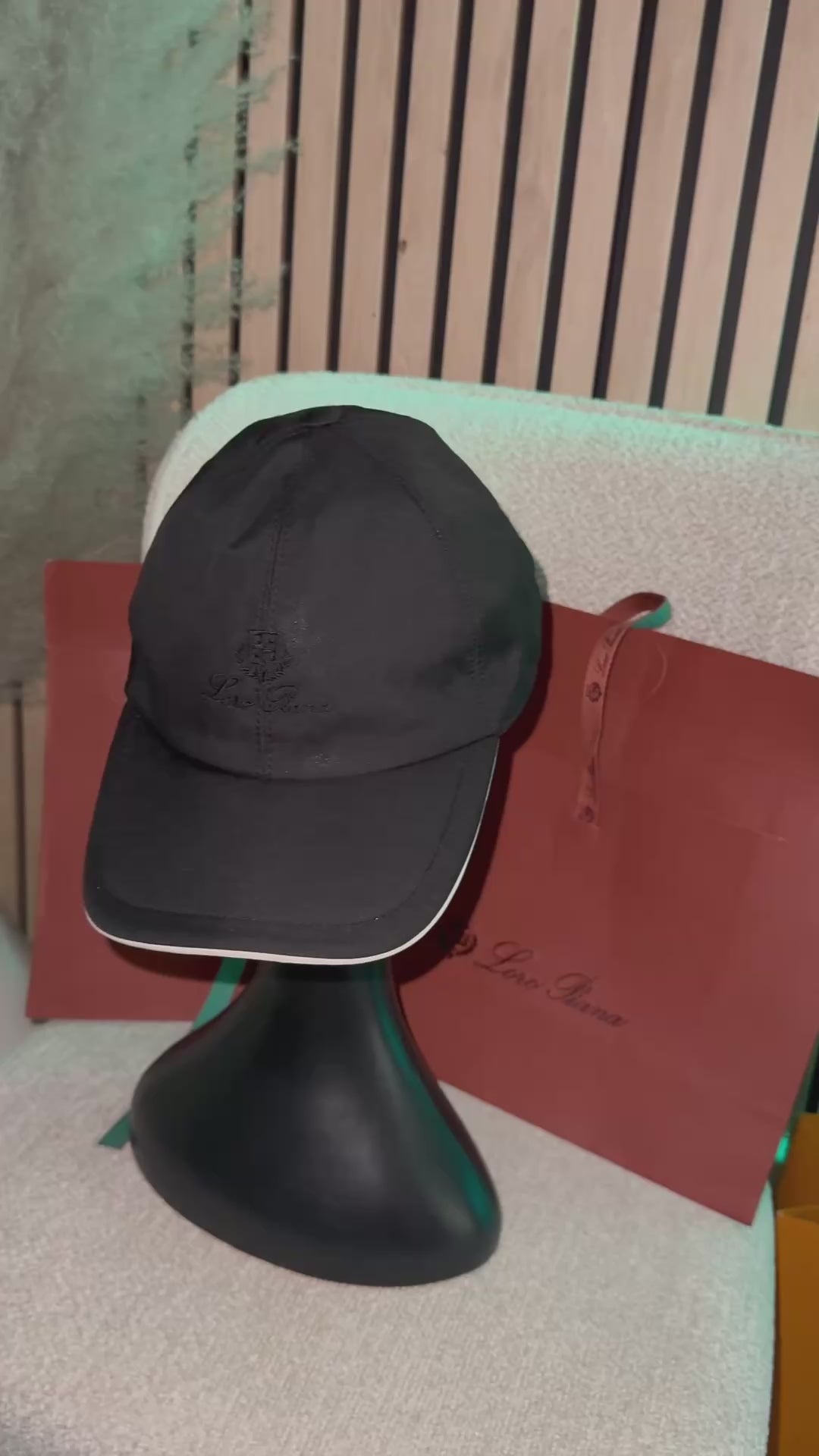 LORO P CAPS KAKI